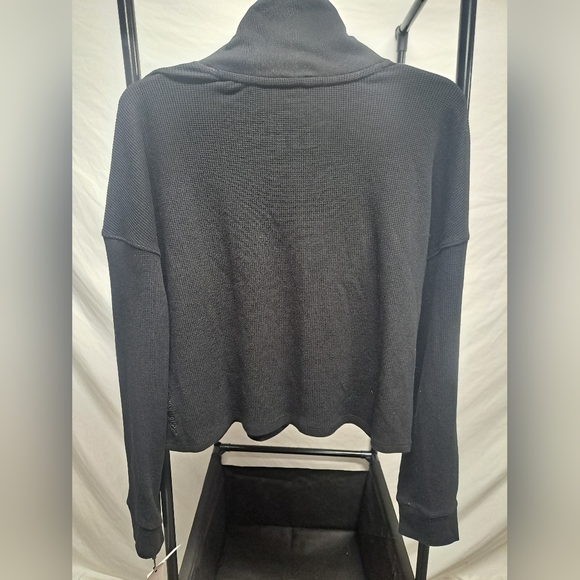 Calvin Klein Performance Stretch Knit Turtleneck Crop Top Black-L - Picture 3 of 4